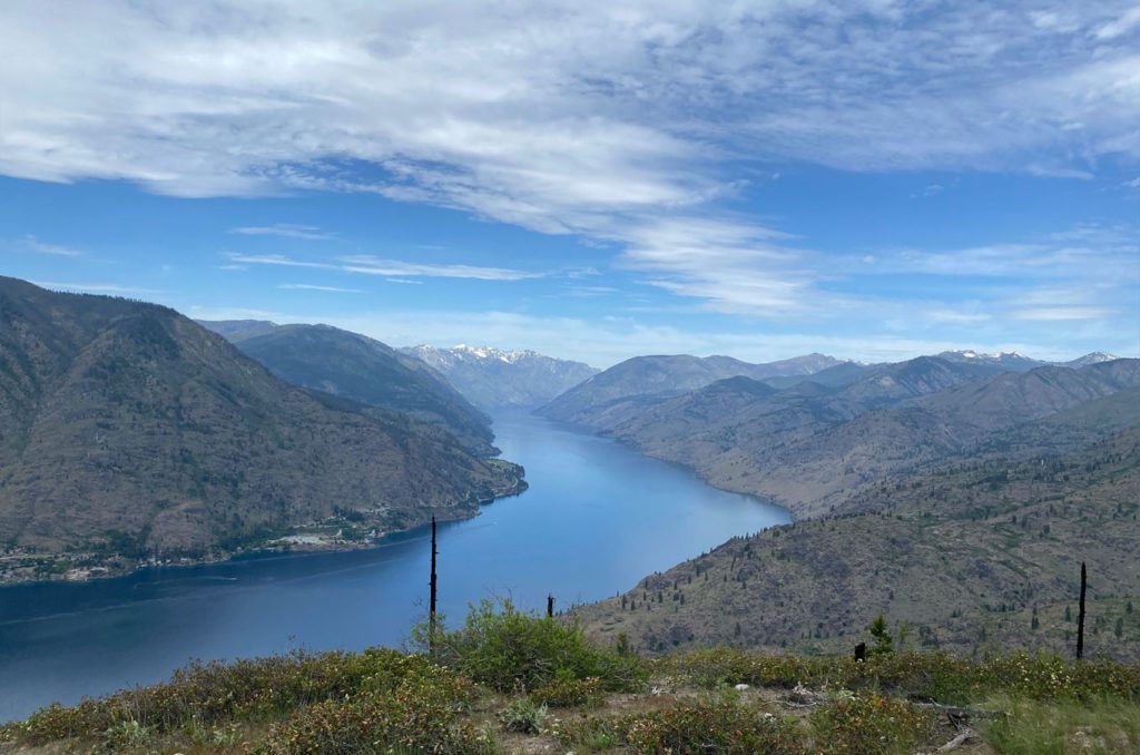 Fourth of July Mountain Trail overlooking a lake and mountains in Lake Chelan