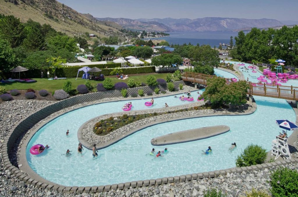 On a date to Slidewaters water park overlooking Lake Chelan