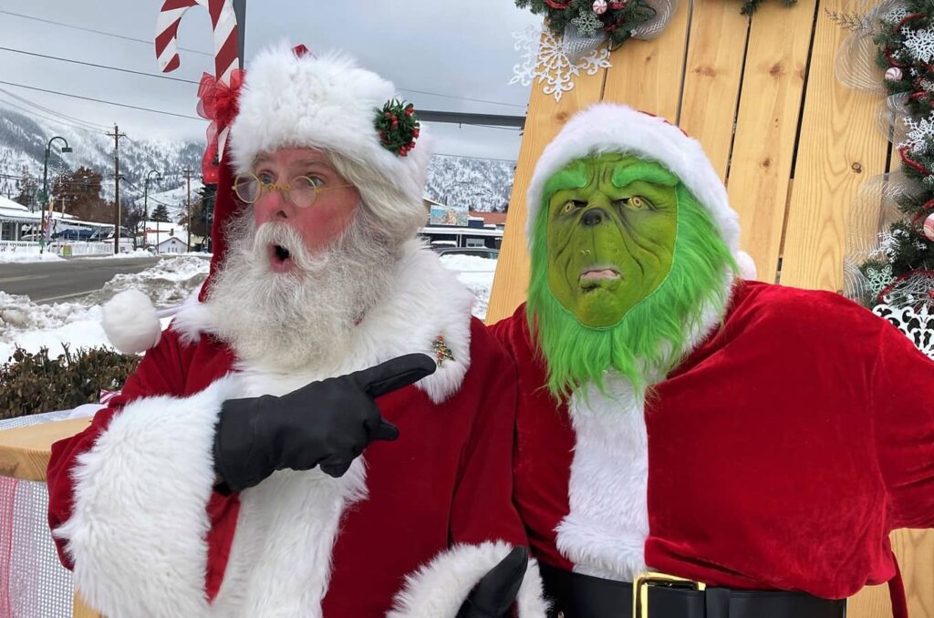 Santa Claus and the Grinch in Lake Chelan during Christmas