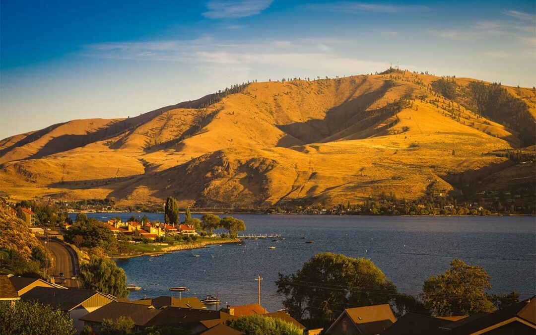 Top 5 Things to Know Before Visiting Lake Chelan [Spring 2023 Edition]